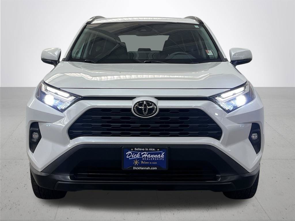 Used 2023 Beige Toyota XLE Premium image 4