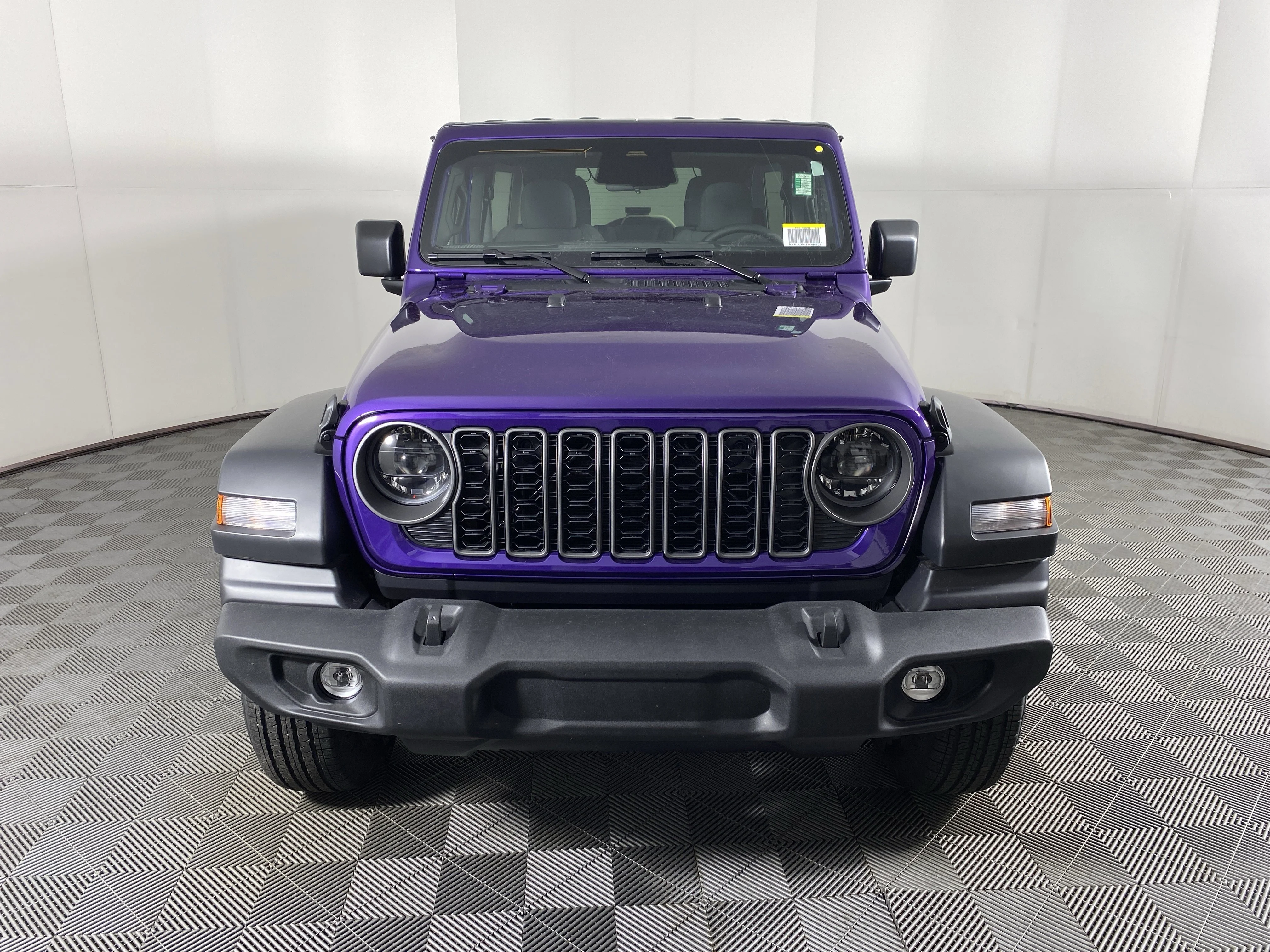 New 2026 Reign Jeep Sport S image 11