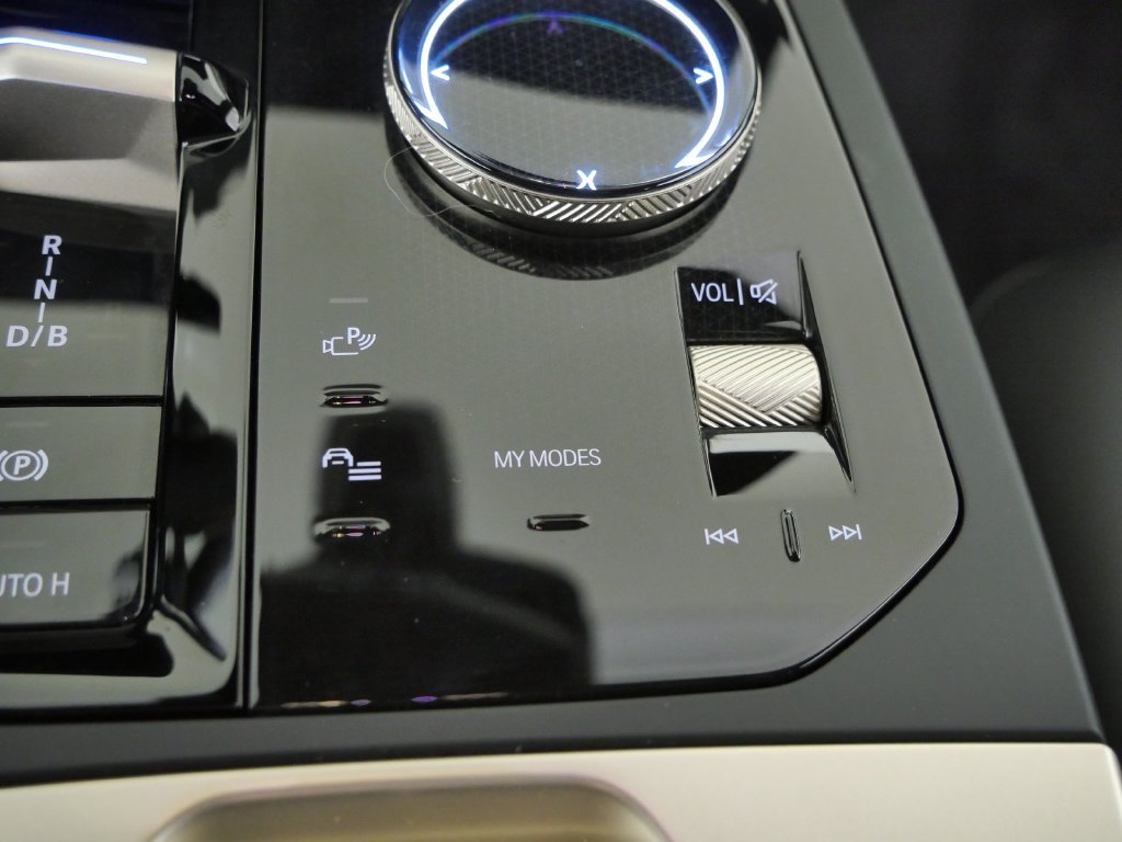Used 2024 Black BMW xDrive50 image 45