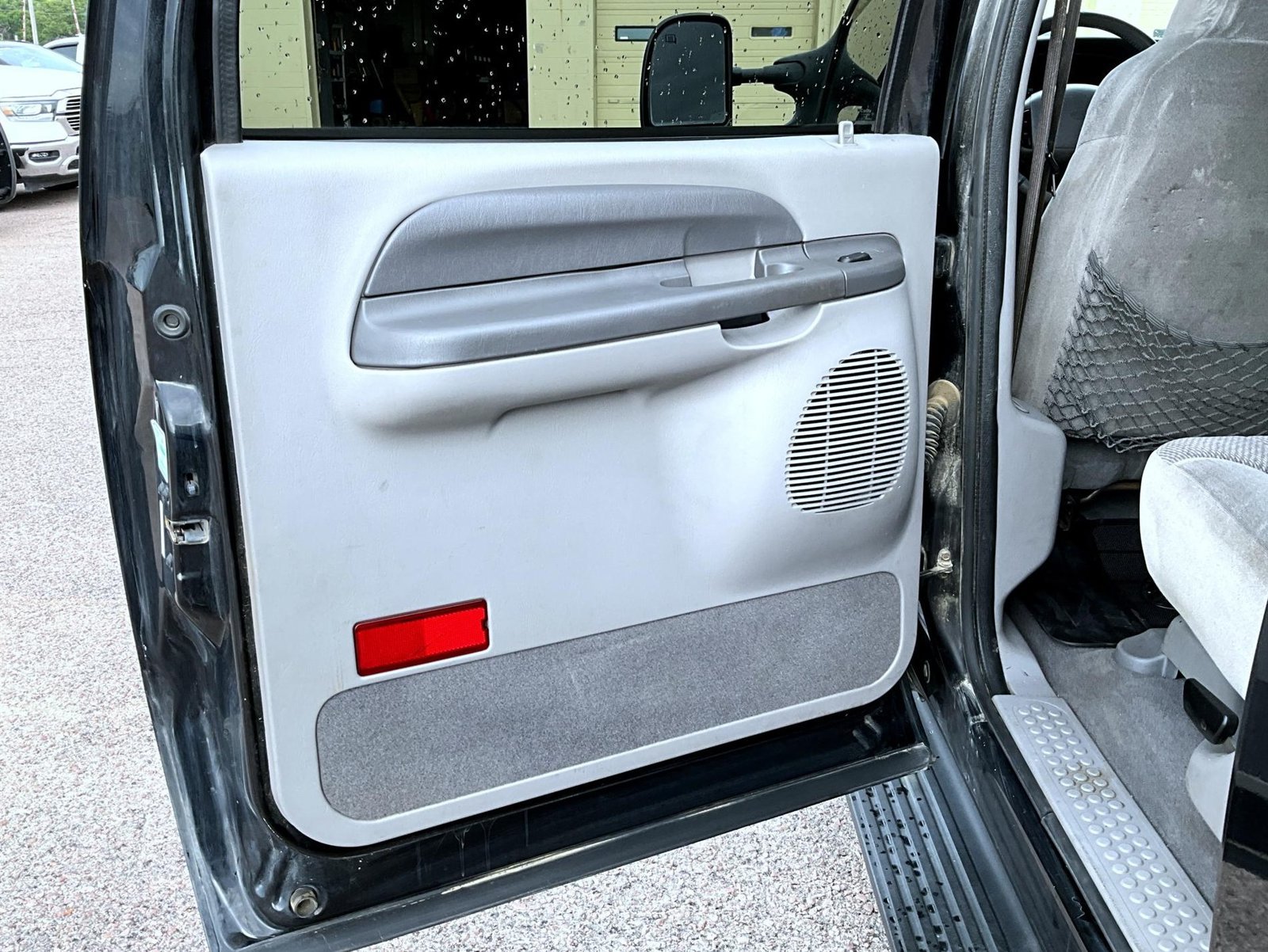 Used 2001 Black Ford XLT image 24
