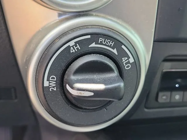 2021 Nissan Titan SV - Photo 30