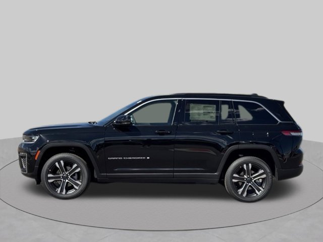 New 2027 High Gloss Black Jeep Limited image 2