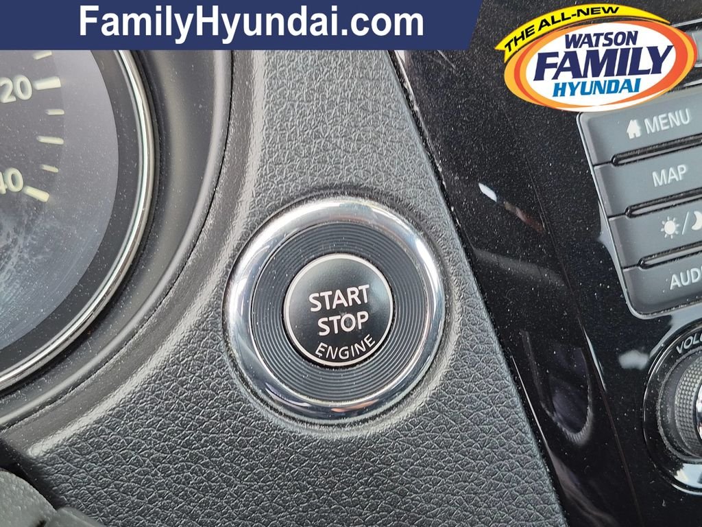 Used 2020 Gray Nissan SV image 16