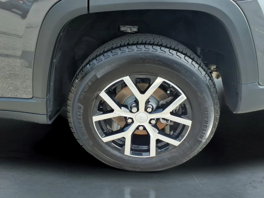 Used 2024 Gray Jeep Limited image 12