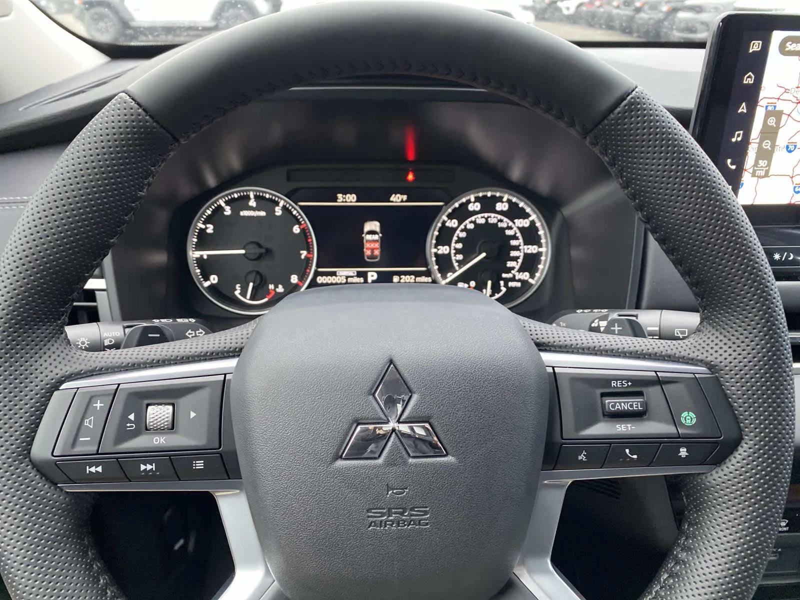 New 2026 WHITE Mitsubishi  image 14