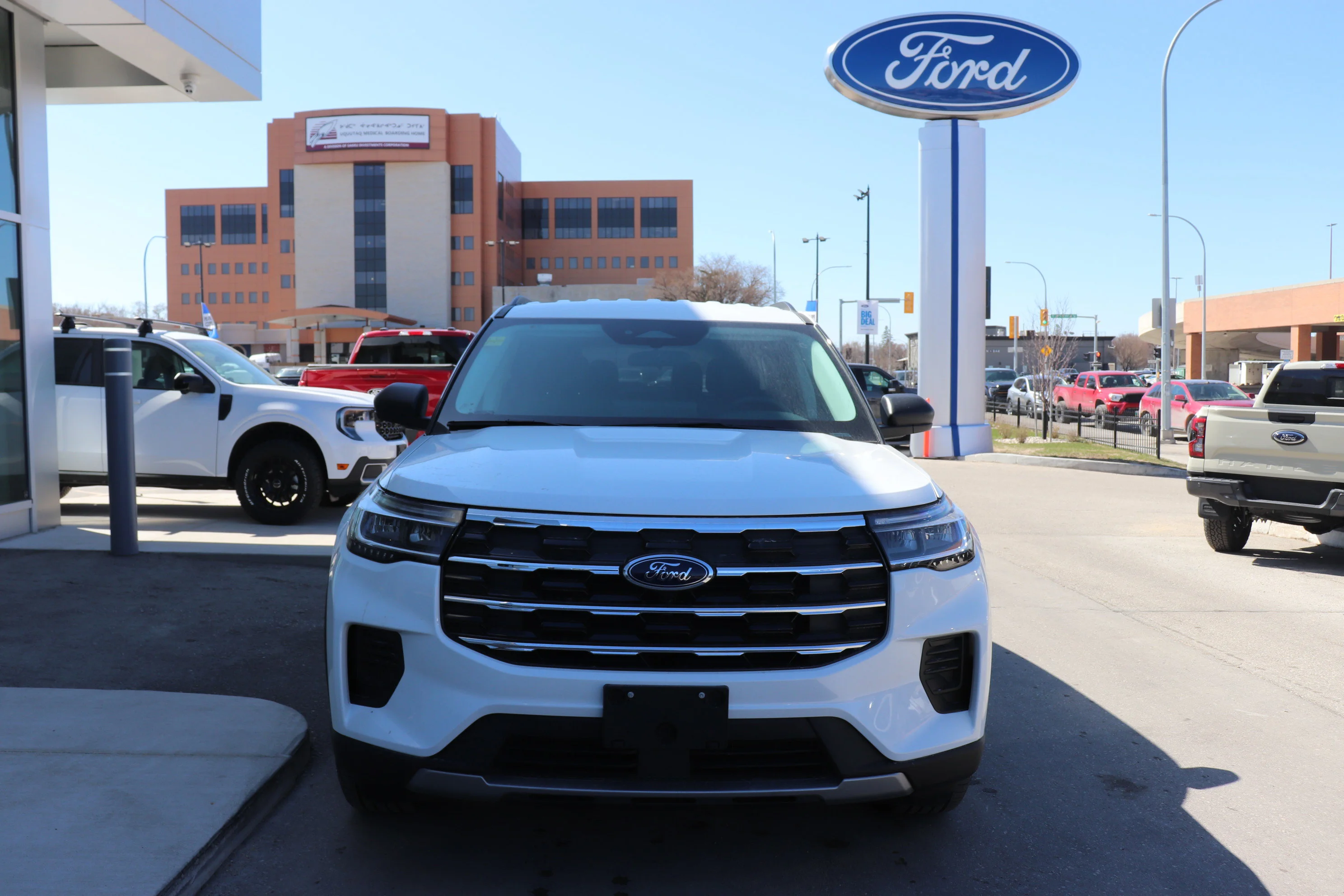 New 2026 STAR WHITE MET TRI-COAT Ford Active w/200A Pkg image 2
