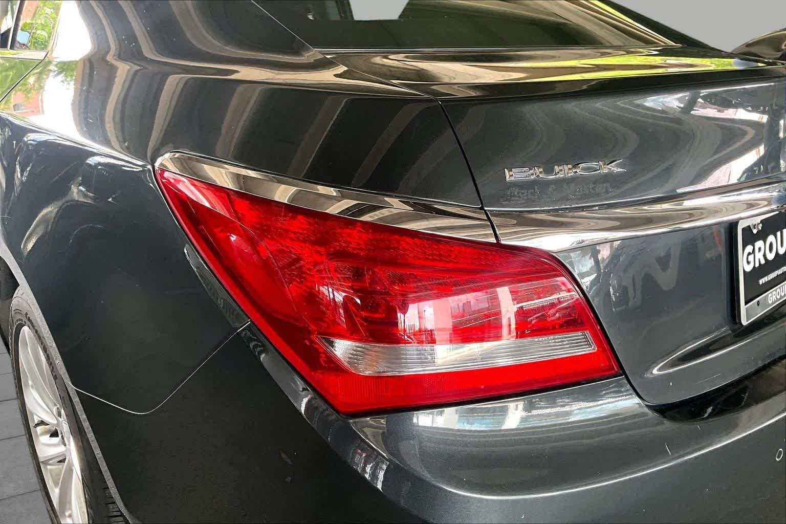 Used 2015 Smoky Gray Metallic Buick Leather image 27