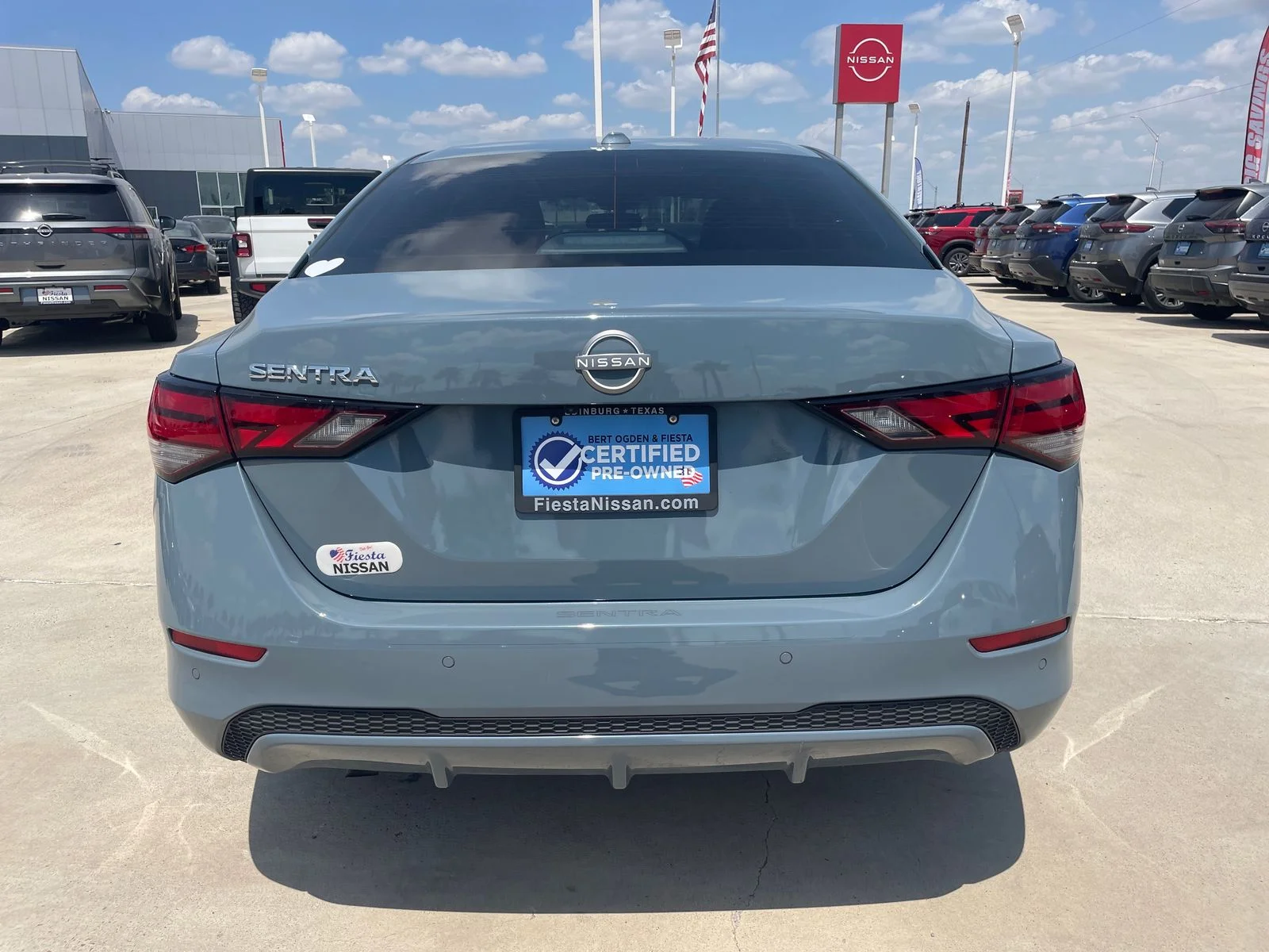 Used 2025 Gray Nissan SV image 4