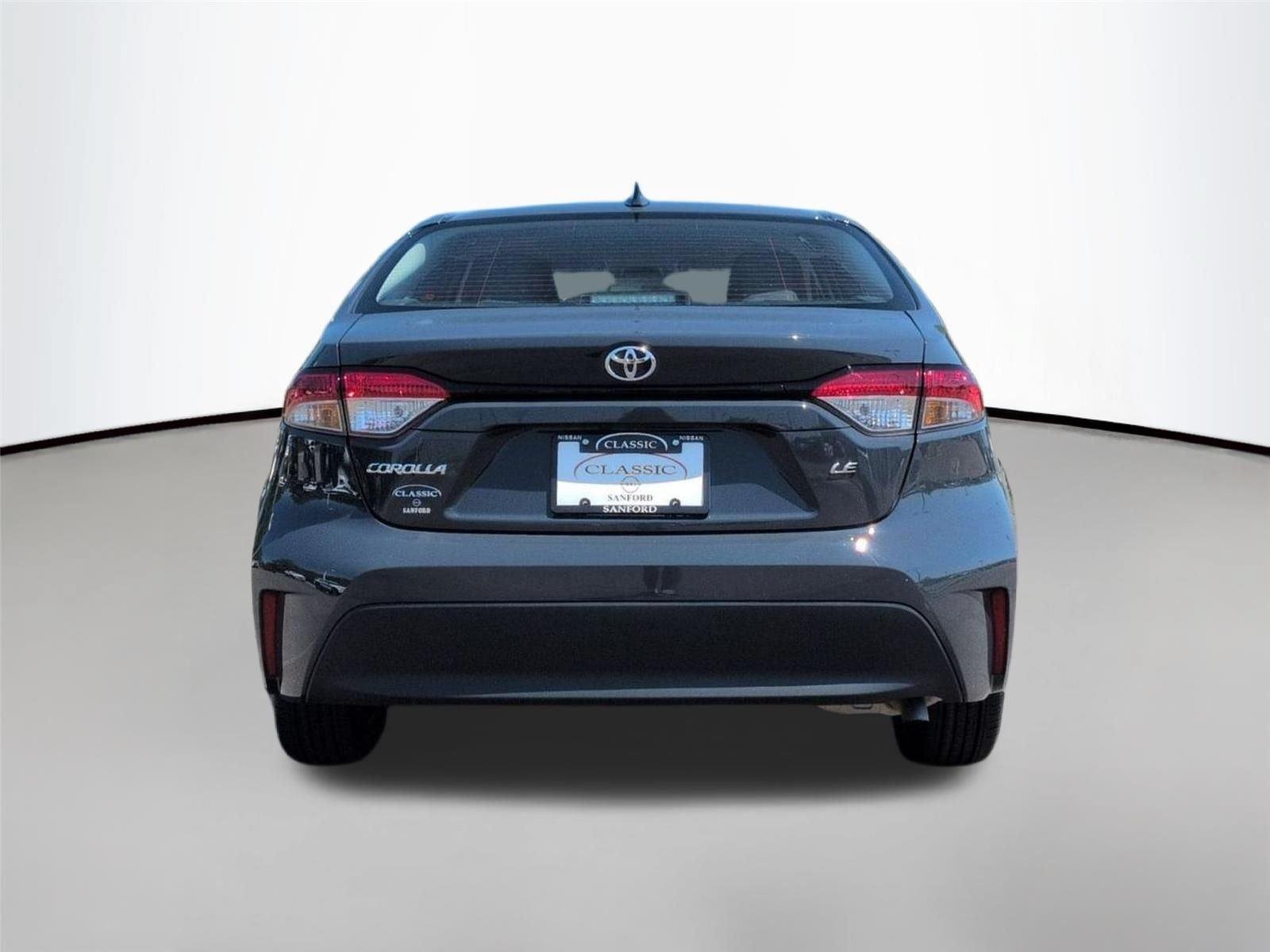 Used 2025 Underground Toyota LE image 4