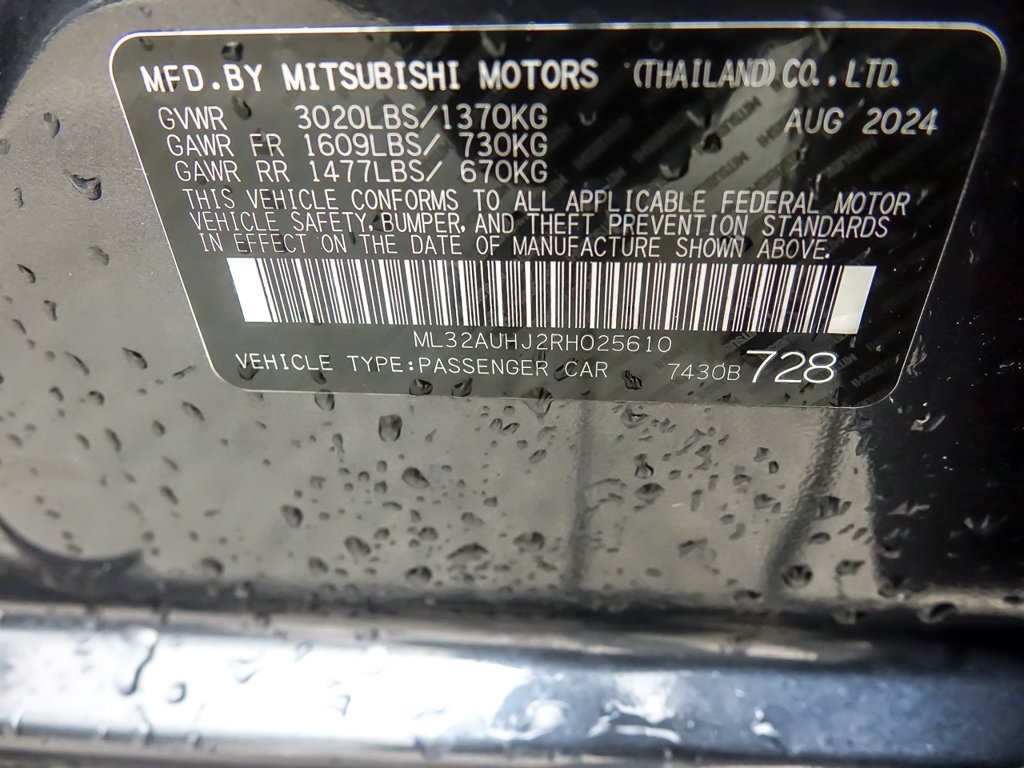 Used 2024 Graphite Gray Metallic Mitsubishi  image 26