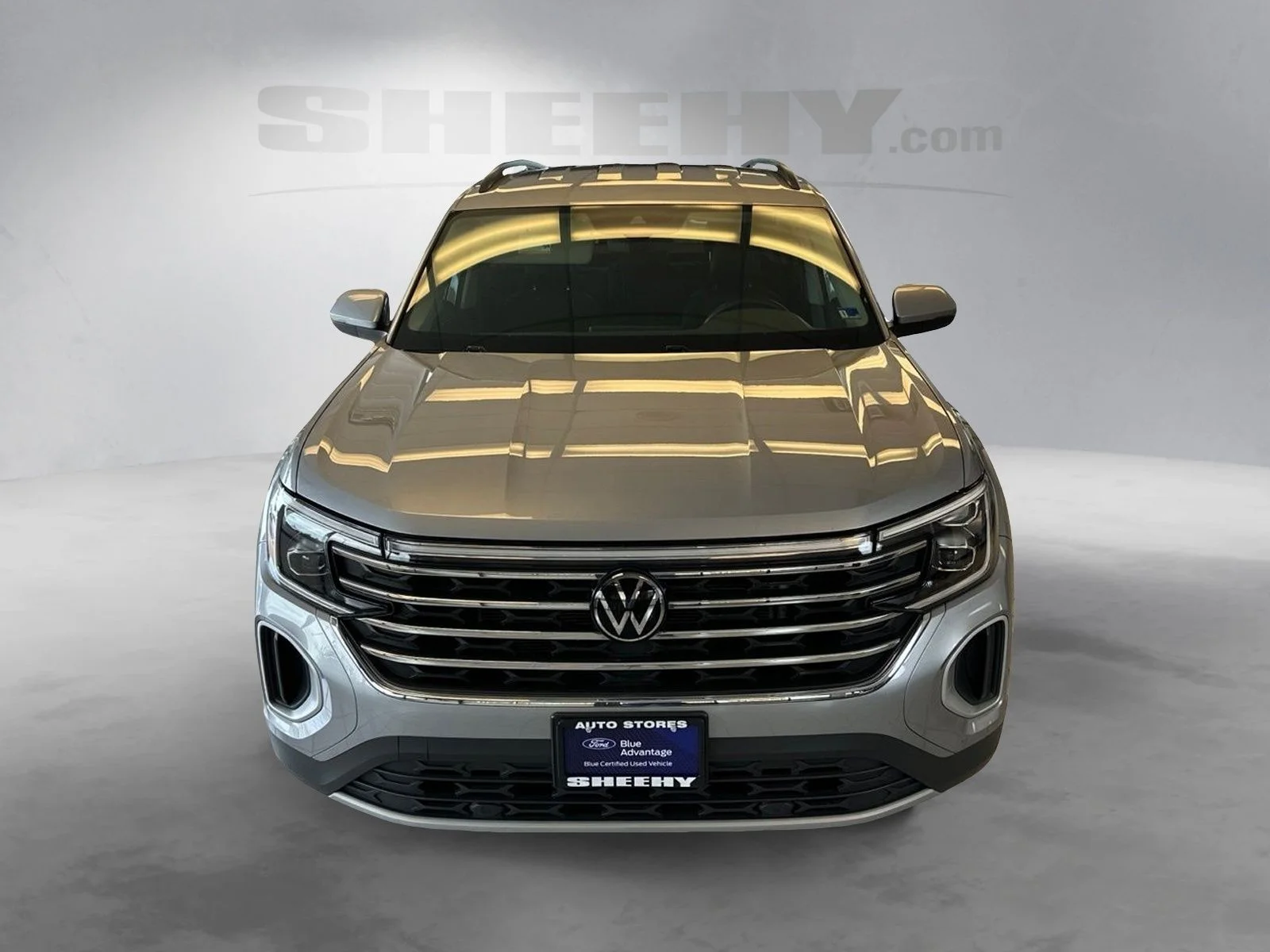 Used 2024 Silver Bird Metallic Volkswagen 2.0T SE image 17