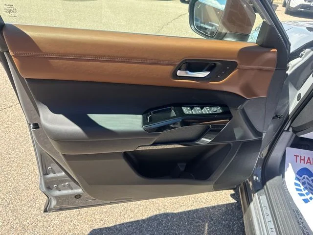New 2026 Boulder Gray Pearl Nissan Platinum image 10