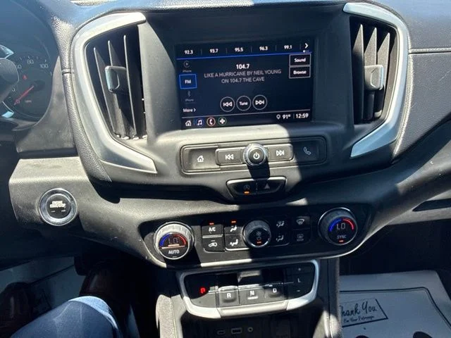 Used 2022 White GMC SLE image 14