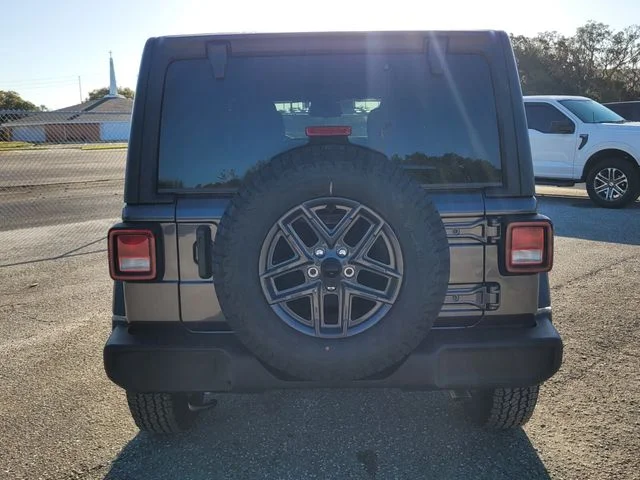 New 2026 Granite Crystal Metallic Clear-Coat Exterior Paint Jeep Sport S image 6