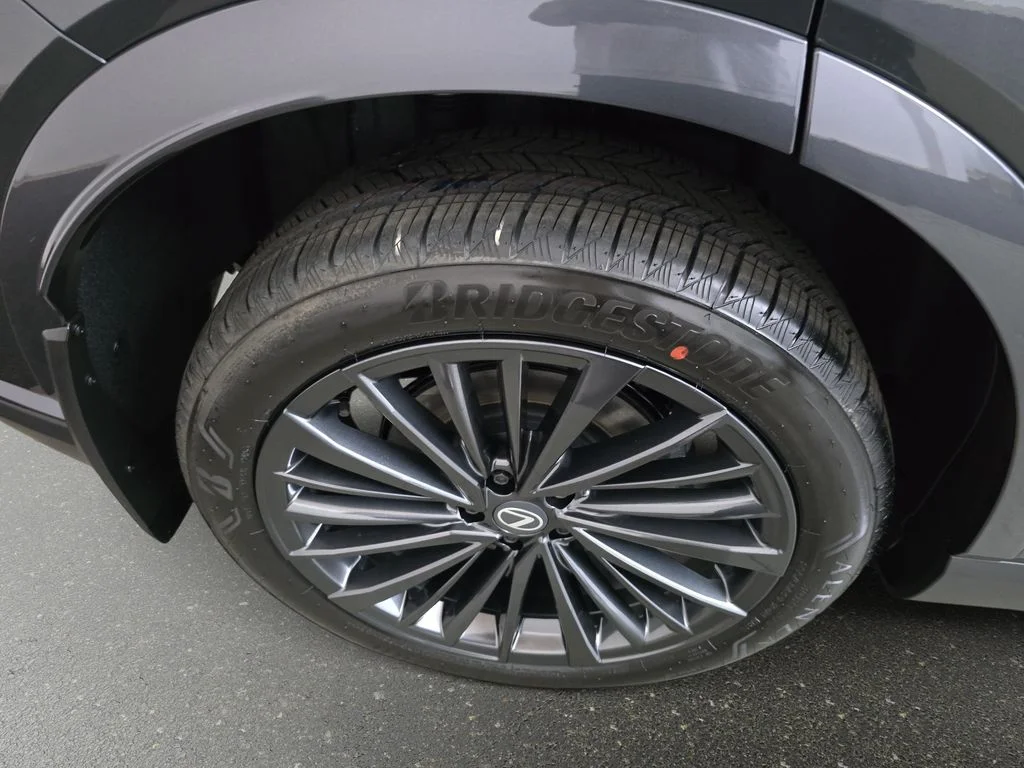 New 2026 Cloudburst Gray Lexus PREMIUM image 30