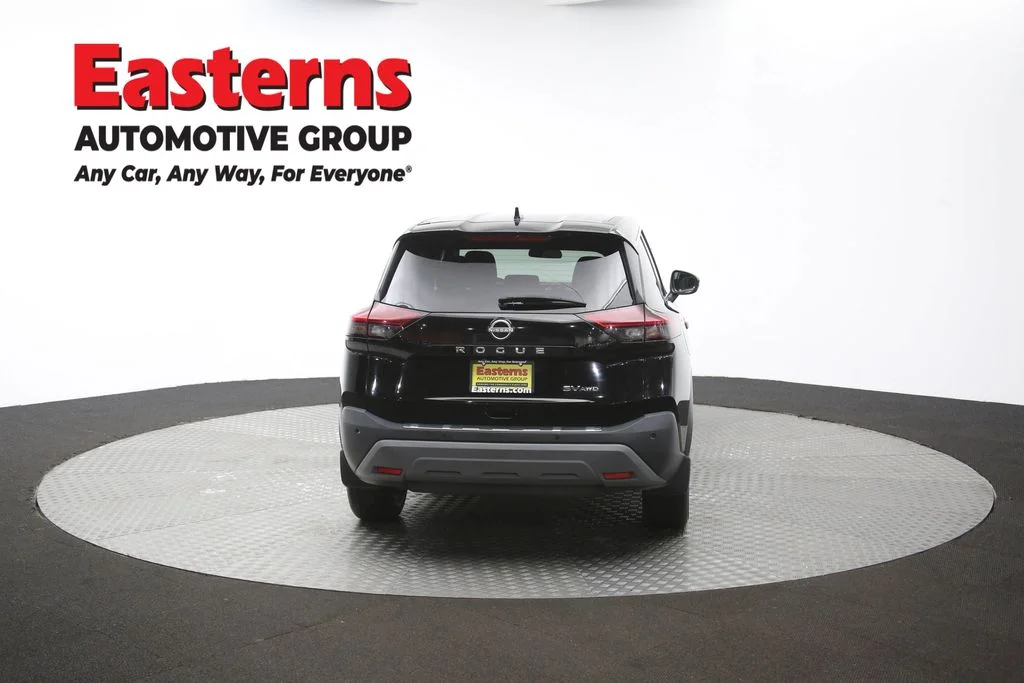 Used 2022 Black Nissan SV image 35