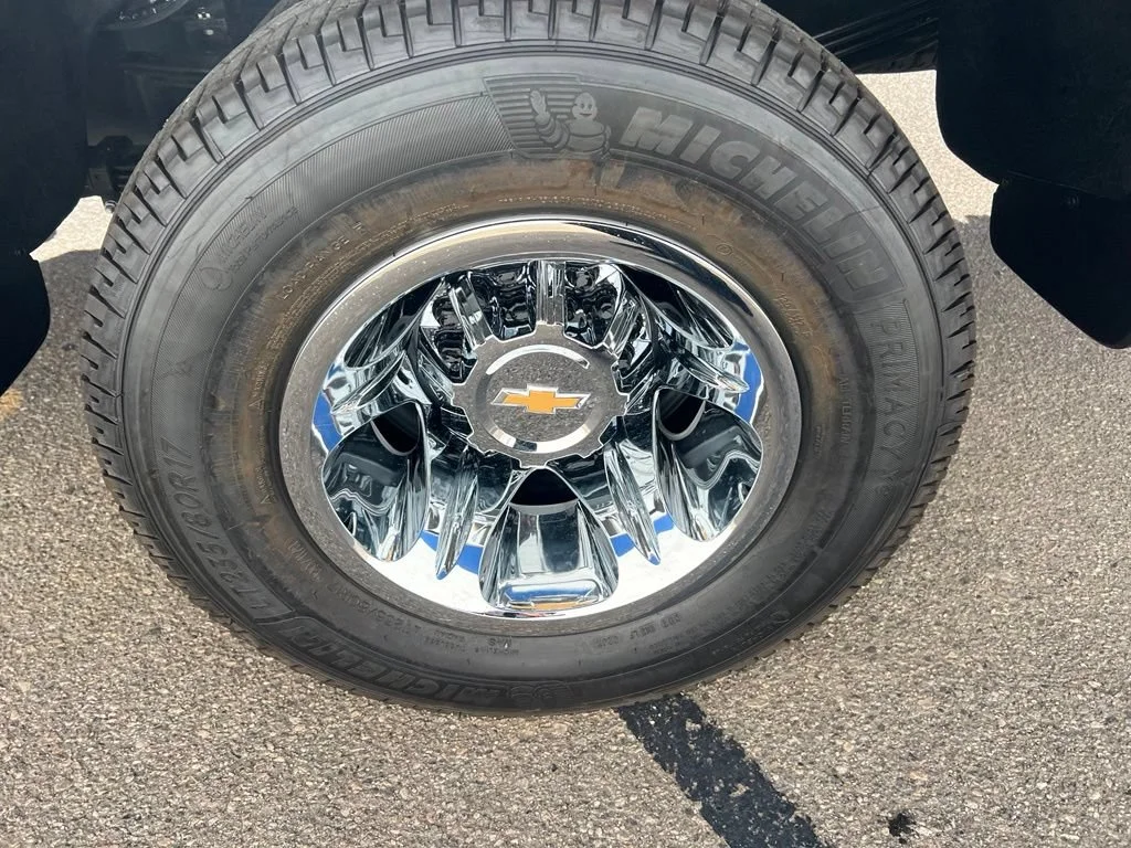 New 2026 Sterling Gray Metallic Chevrolet LTZ DRW image 32