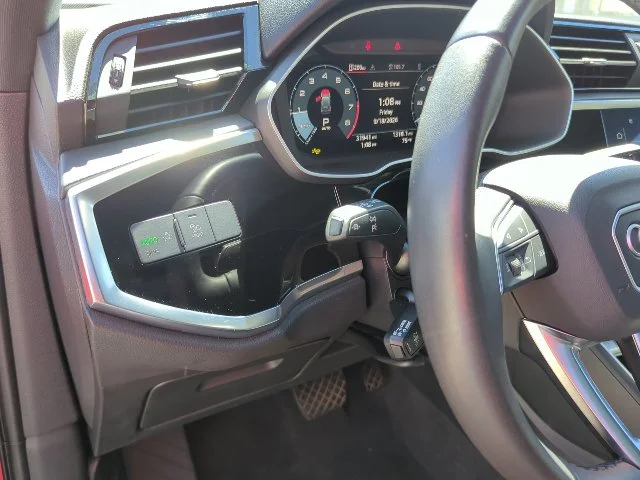 Used 2025  Audi Premium image 14