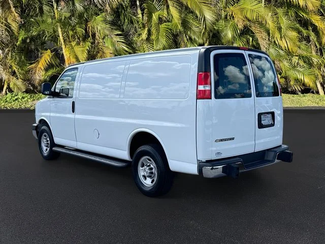 Used 2024 White Chevrolet Work Van image 7