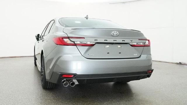 Used 2026  Toyota SE image 13