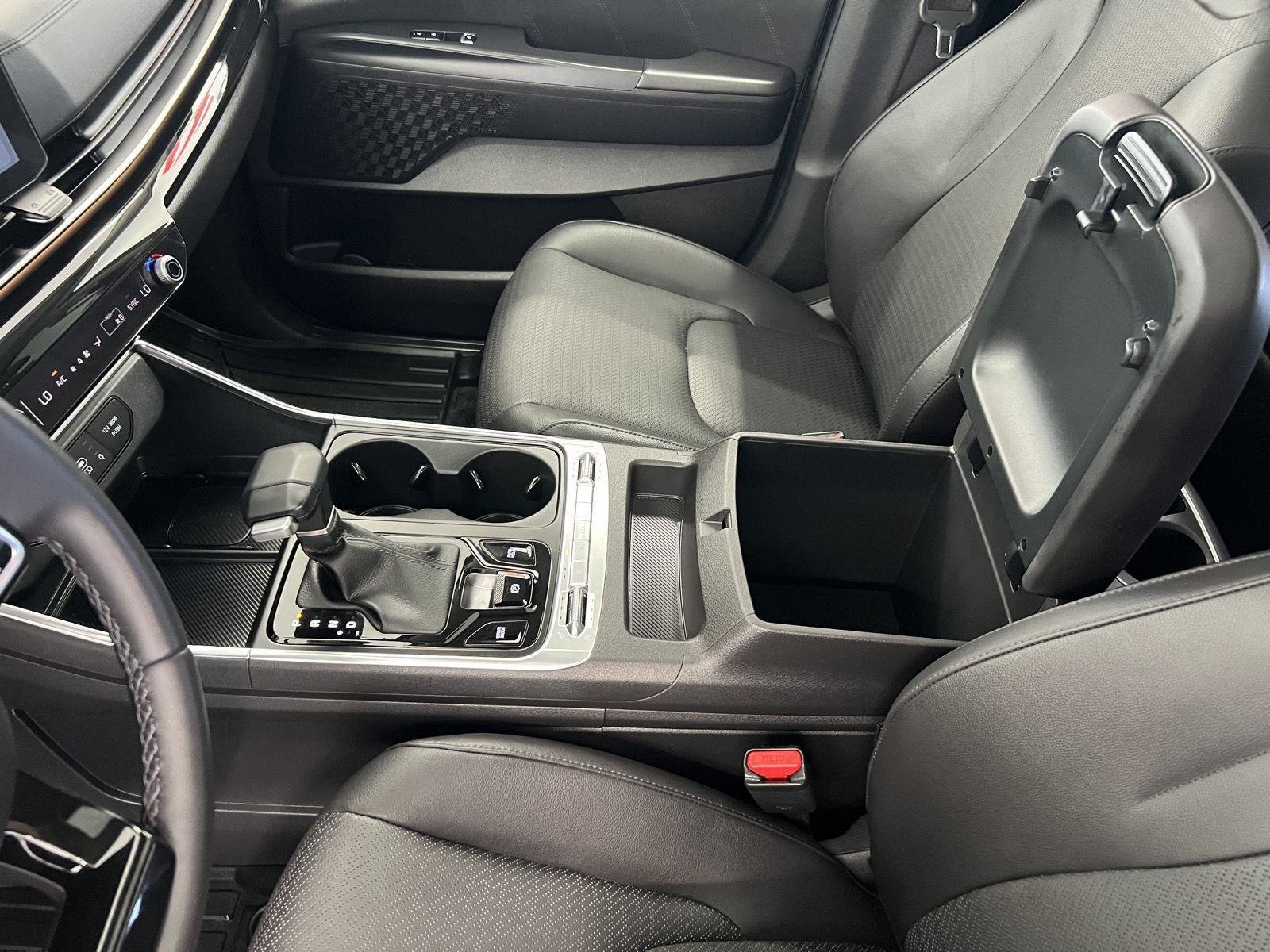 2025 Kia Carnival SX Prestige - Photo 20