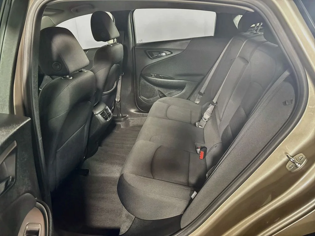 Used 2025 Gray Chevrolet LT image 19