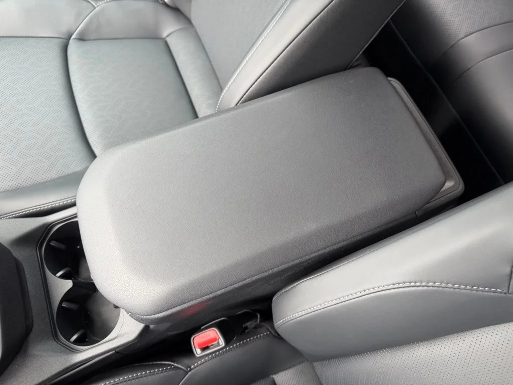 Used 2026 Carbon Subaru Premium image 25