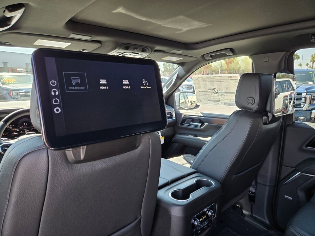 2026 GMC Yukon XL Denali - Photo 10