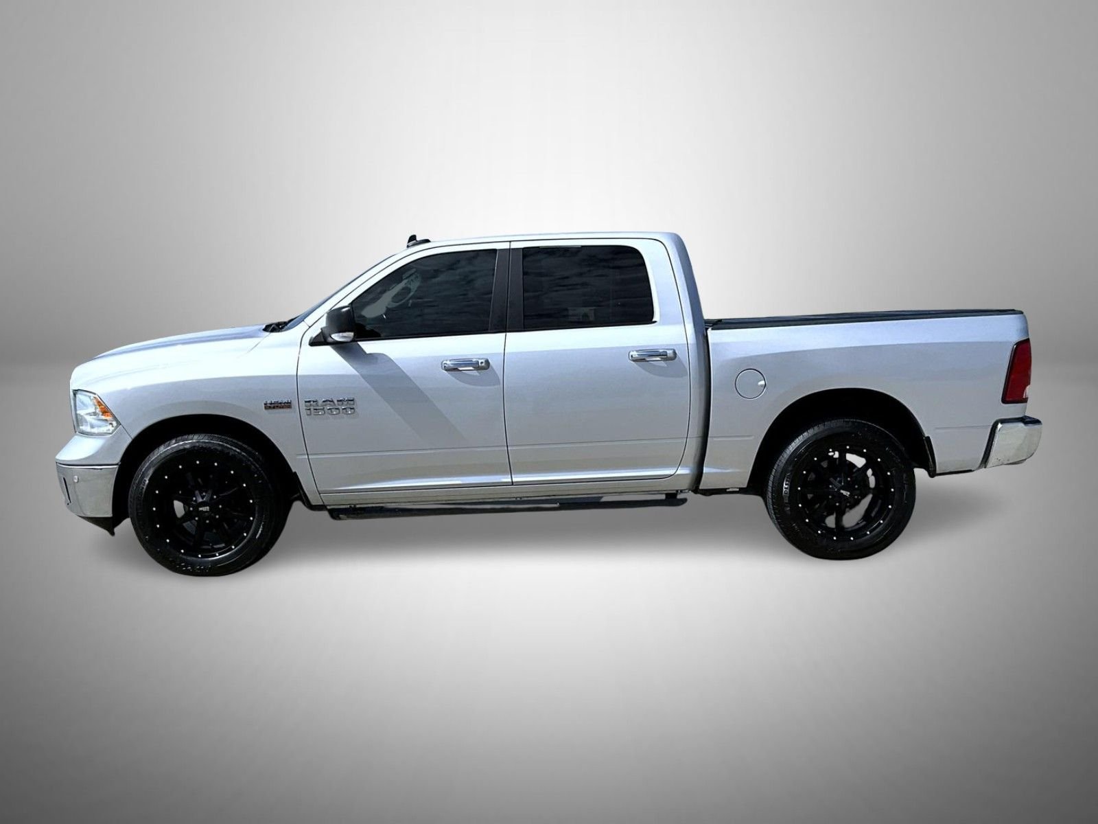 Used 2018 Bright Silver Clearcoat Metallic Ram Big Horn image 8