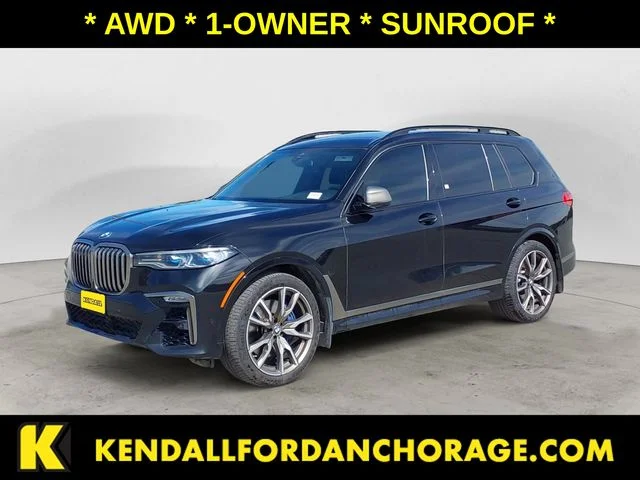 2020 BMW X7 M50i's photo
