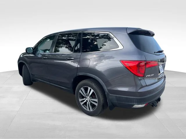 Used 2018  Honda EX-L image 4