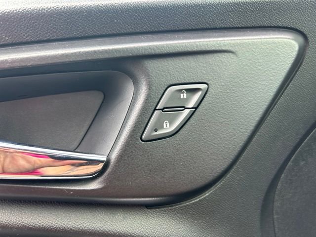 Used 2019 White Chevrolet LT image 16