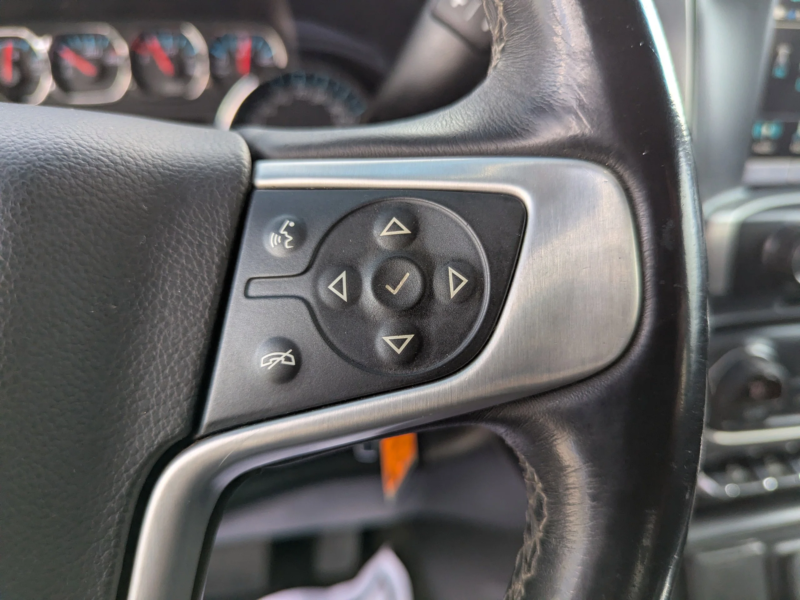 2018 GMC Sierra 2500HD SLT - Photo 17