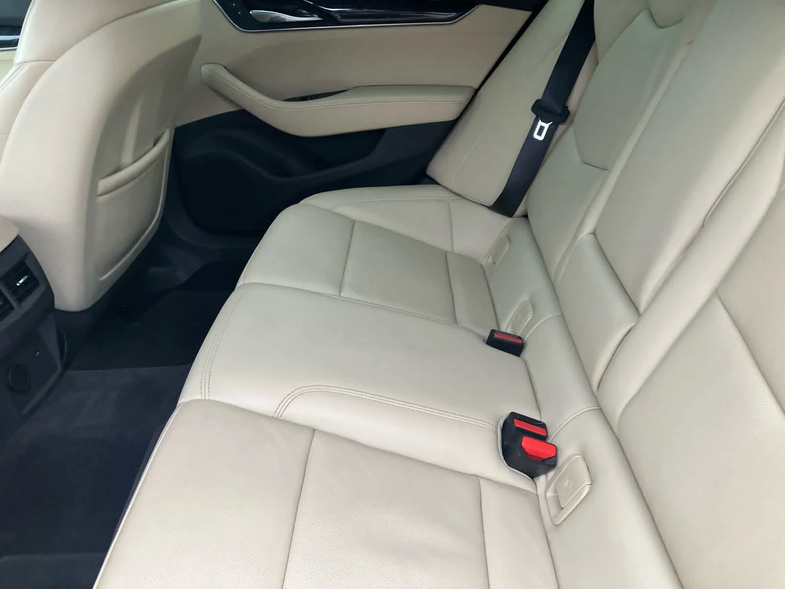 Used 2022 Wave Metallic Cadillac Premium Luxury image 40