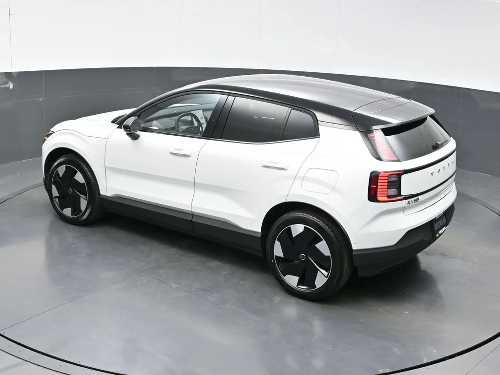 New 2026 Crystal White Volvo Twin Motor Performance Ultra image 49
