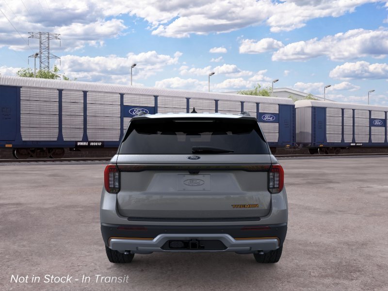 New 2026 Carbonized Gray Metallic Ford Tremor® image 6