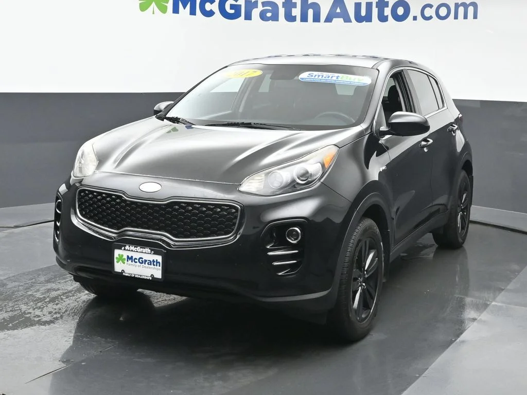 Used 2017 Red Kia LX image 20