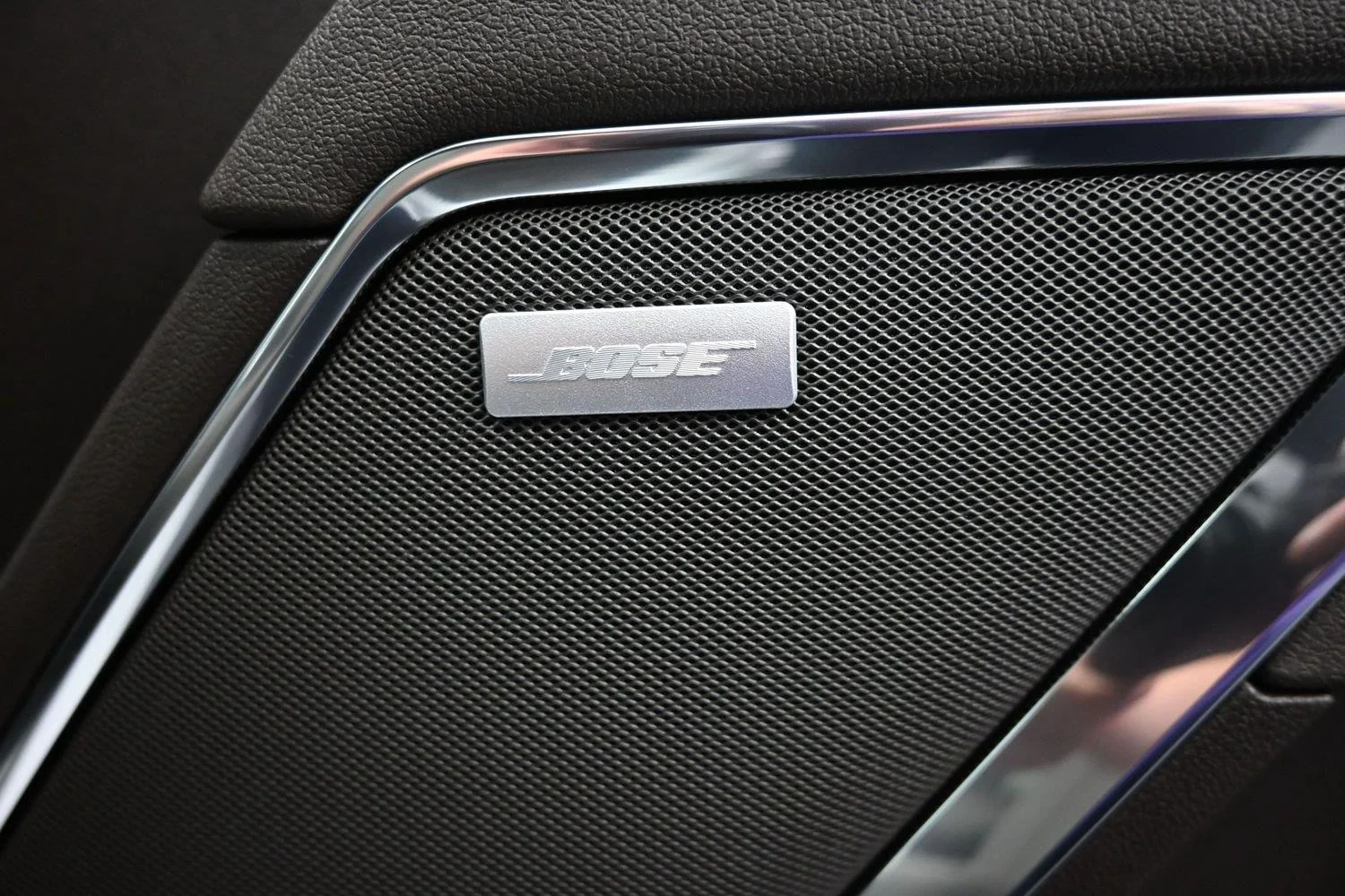 2026 GMC Sierra 1500 SLT - Photo 11