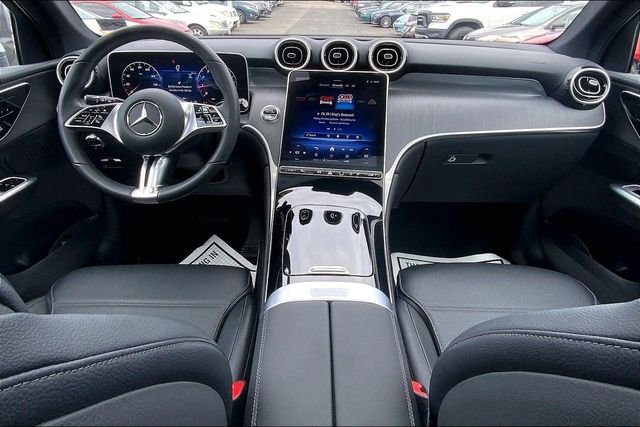 Used 2026 White Mercedes-Benz GLC 300 image 12