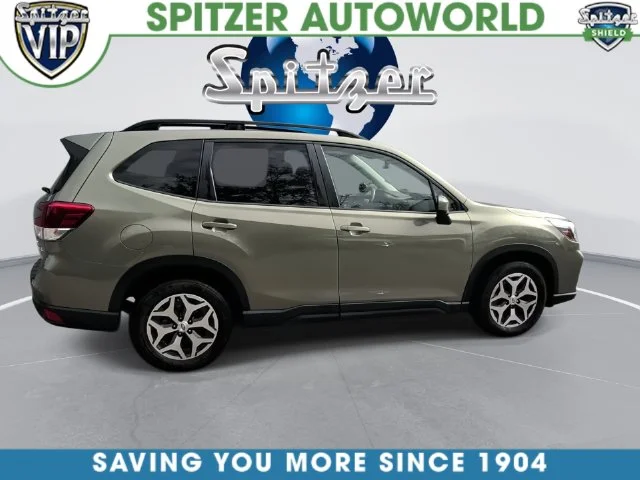 Used 2021 Green Subaru Premium image 16