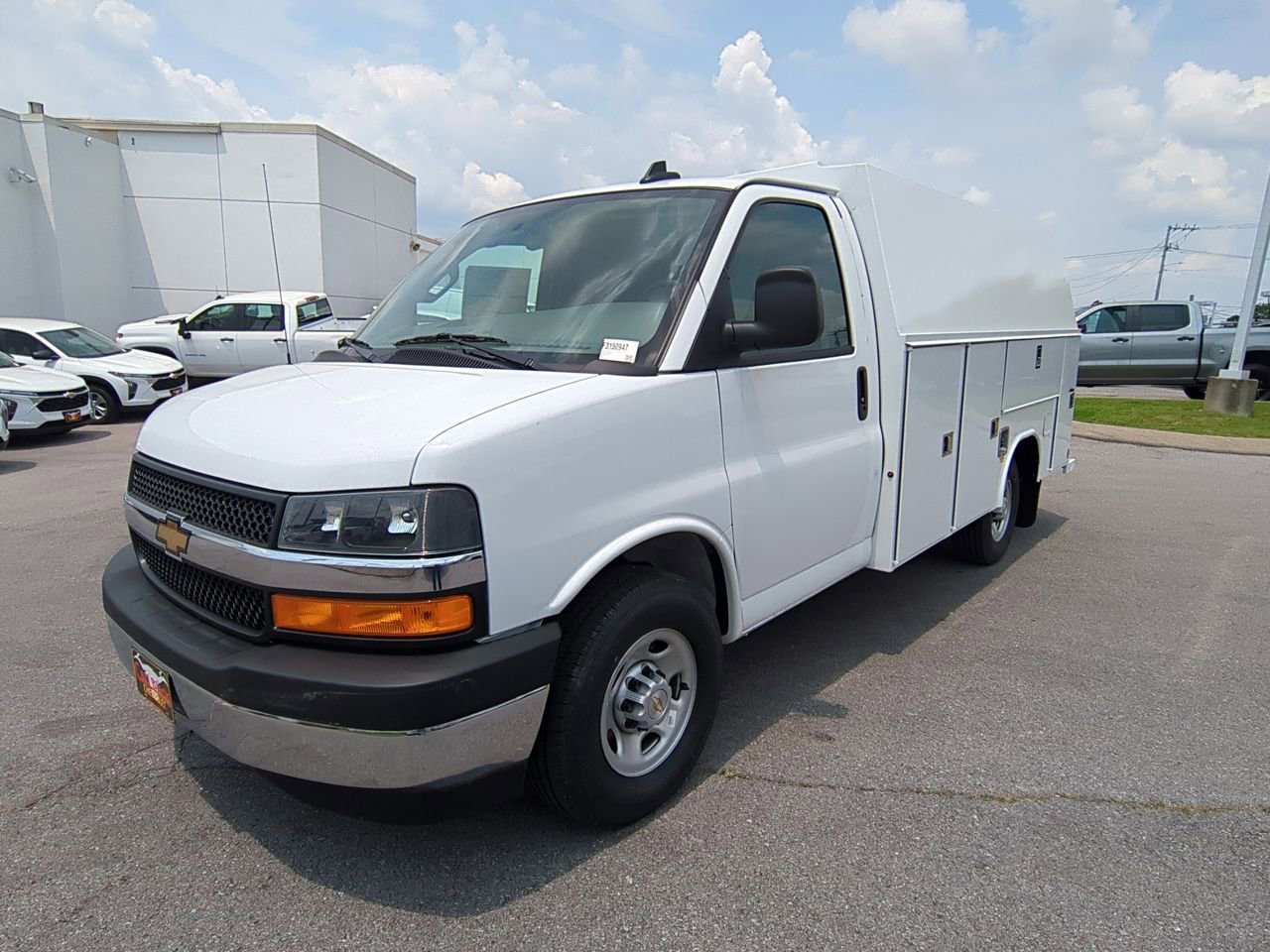 2025 Chevrolet Express 3500 139" WB's photo