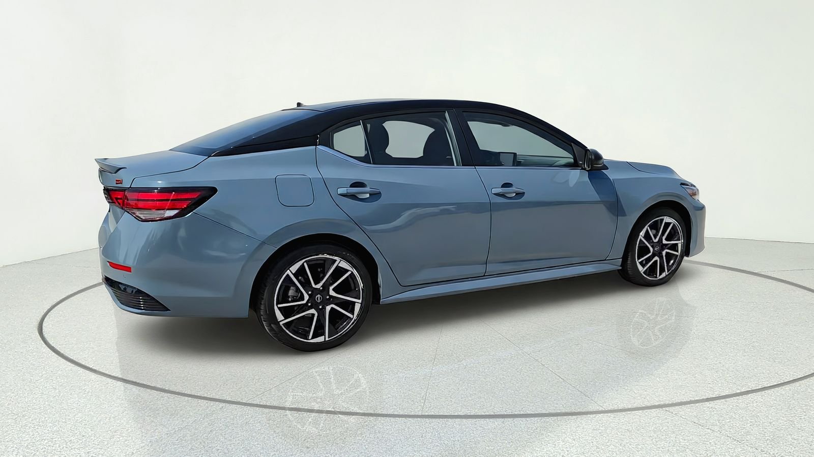 Certified Used 2025 Gray Nissan SR image 9