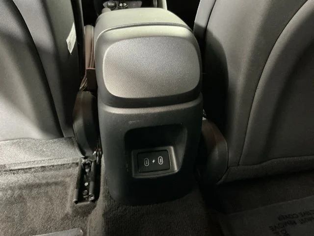 Used 2025 Blue Hyundai Base image 22