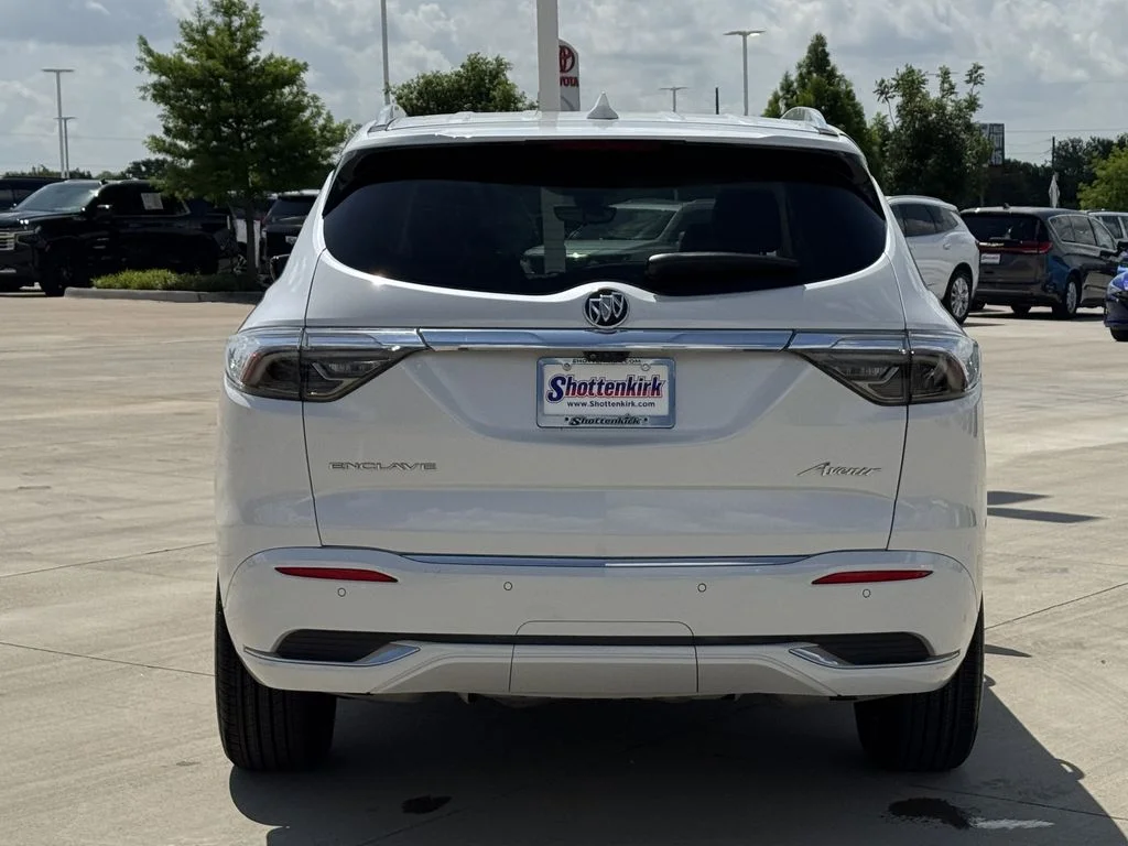 Used 2023 White Buick Avenir image 5