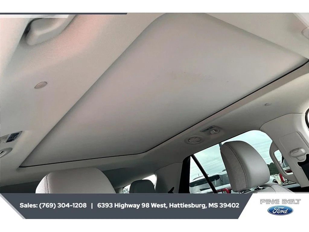 New 2026 Space White Metallic Ford Active image 16