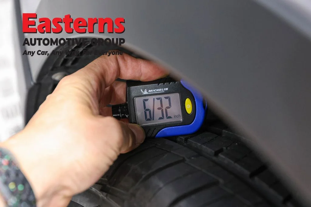 Used 2020 Silver Honda EX-L image 27