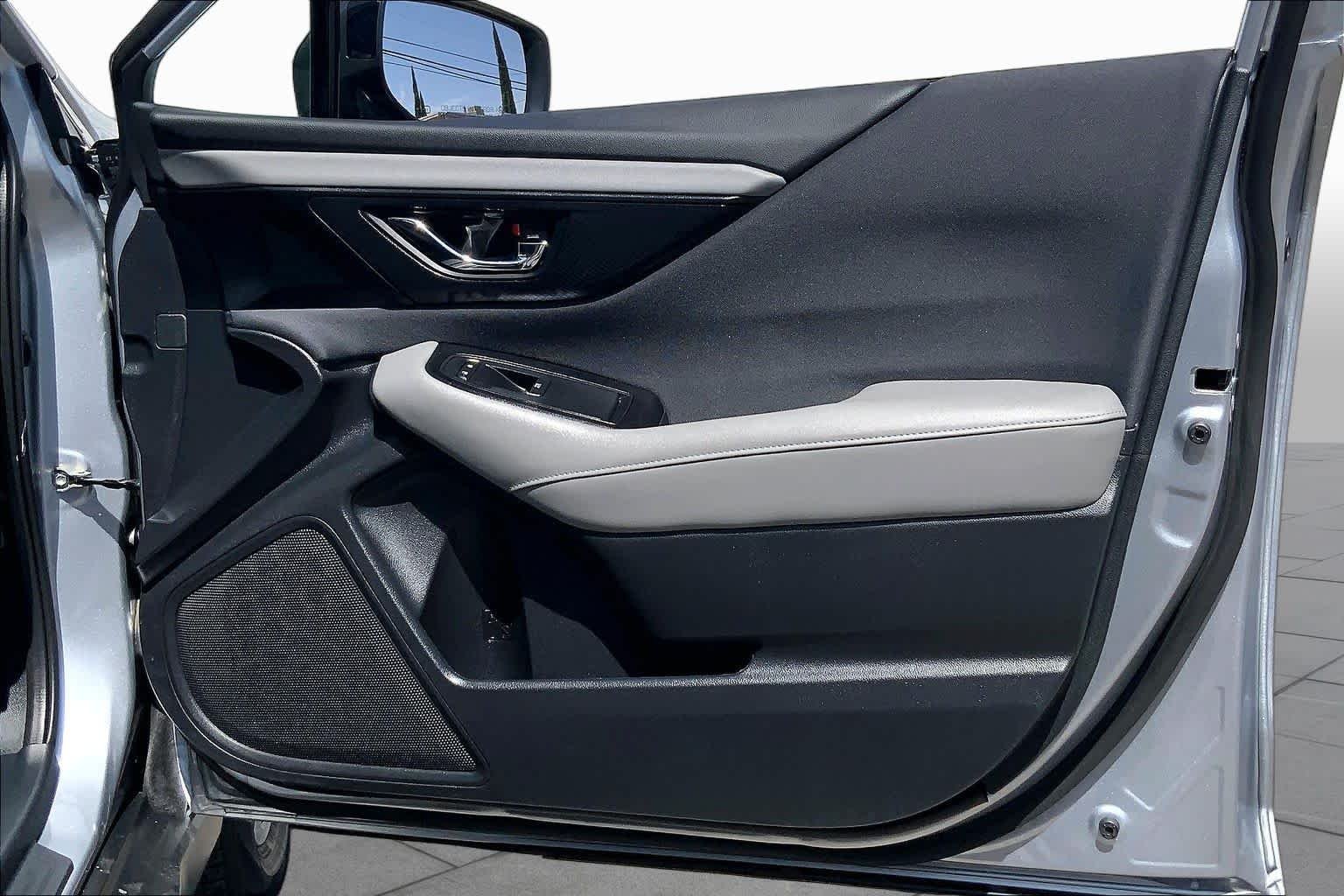 Used 2025 Ice Silver Metallic Subaru Premium image 20