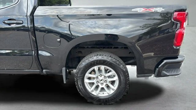 Used 2026 Black Chevrolet RST image 36