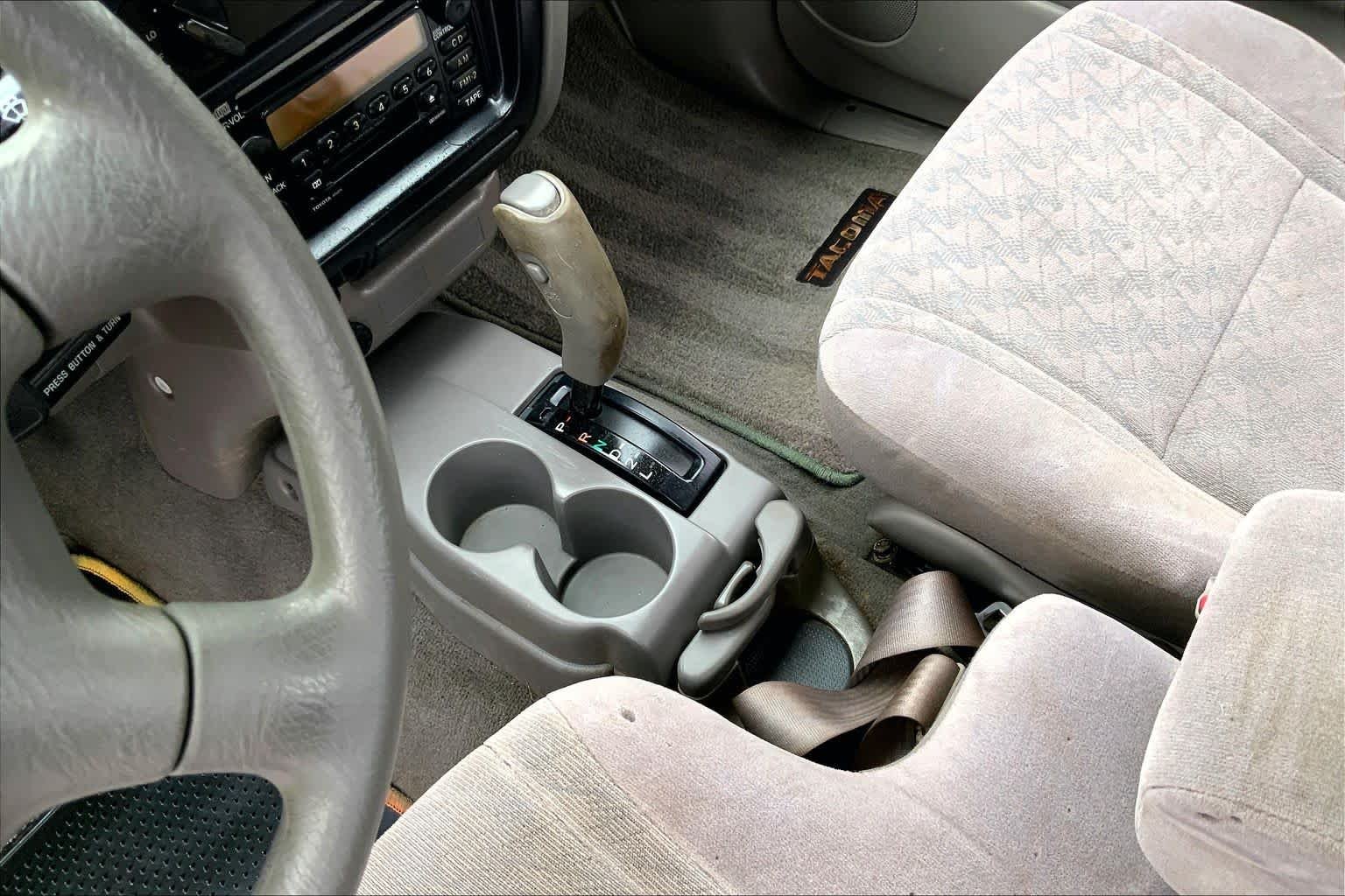 Used 2003 Lunar Mist Metallic Toyota PreRunner image 13