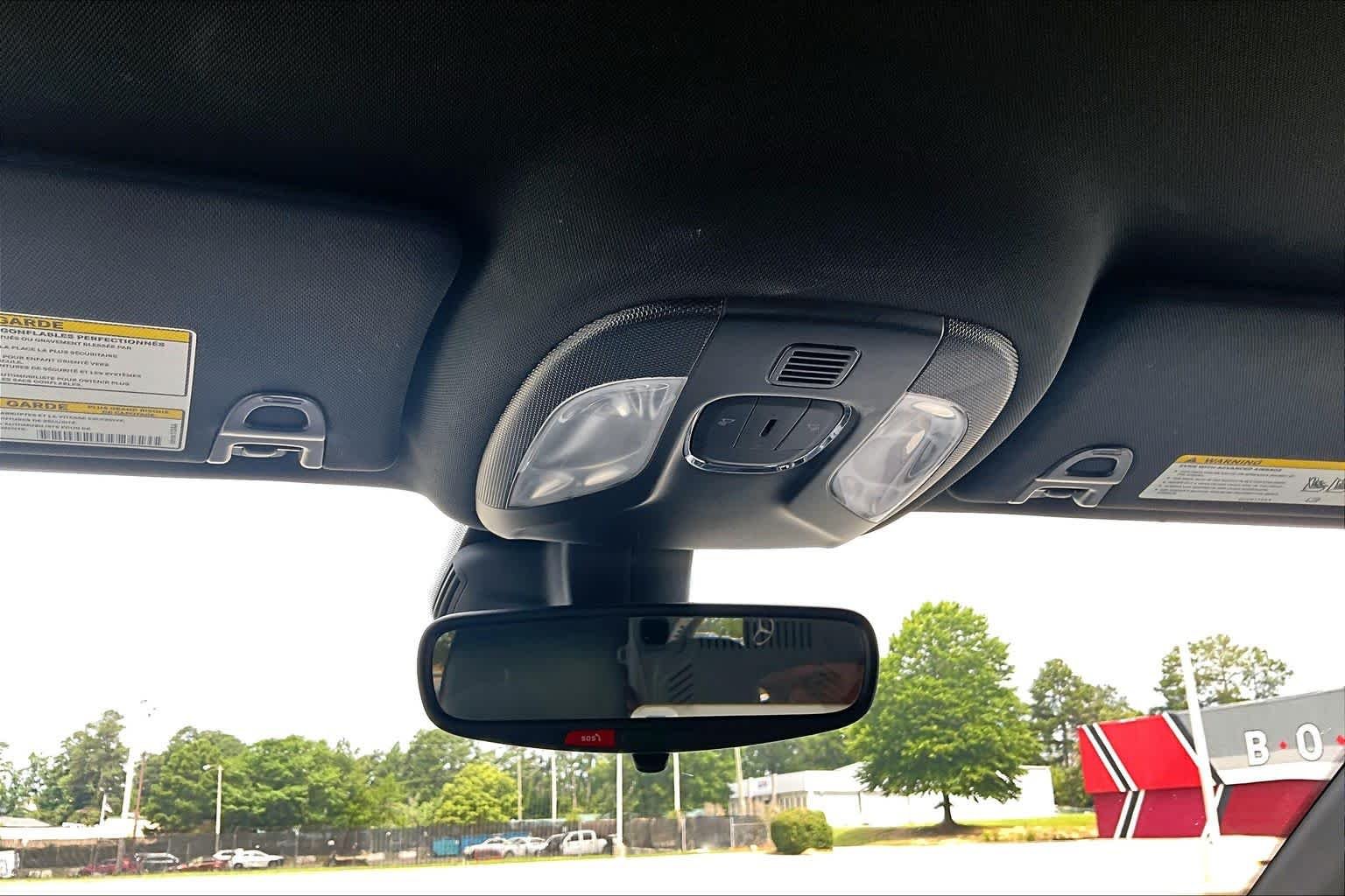 Used 2024 Bright White Clearcoat Jeep Latitude image 35